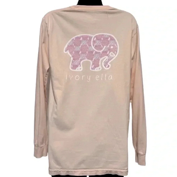 🍀2/$22 Ivory Ella Peach Tropical Pineapple Long Sleeve T-Shirt Womens size Small - Picture 2 of 10